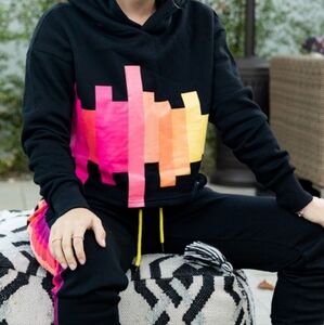 New XL Sparkling Ice Flavor Black Multi-Color Equalizer Cropped Black Hoodie